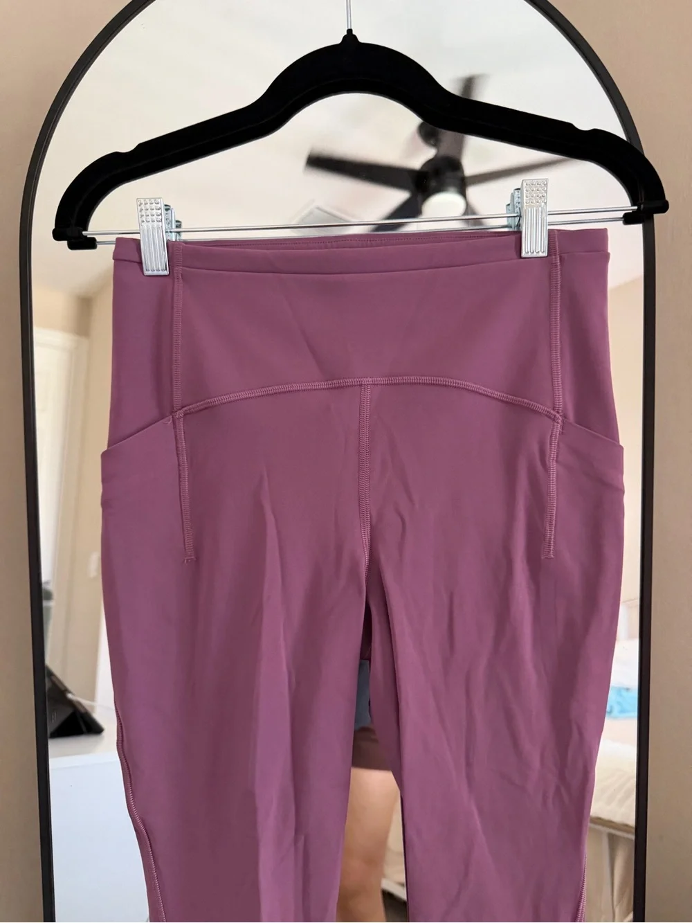 lululemon athletica Mauve crop leggings